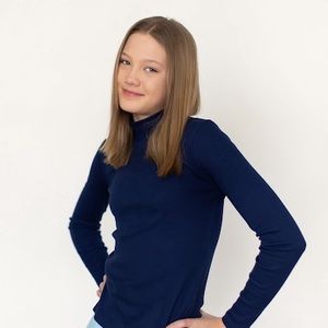 Meet your Posher, Ava